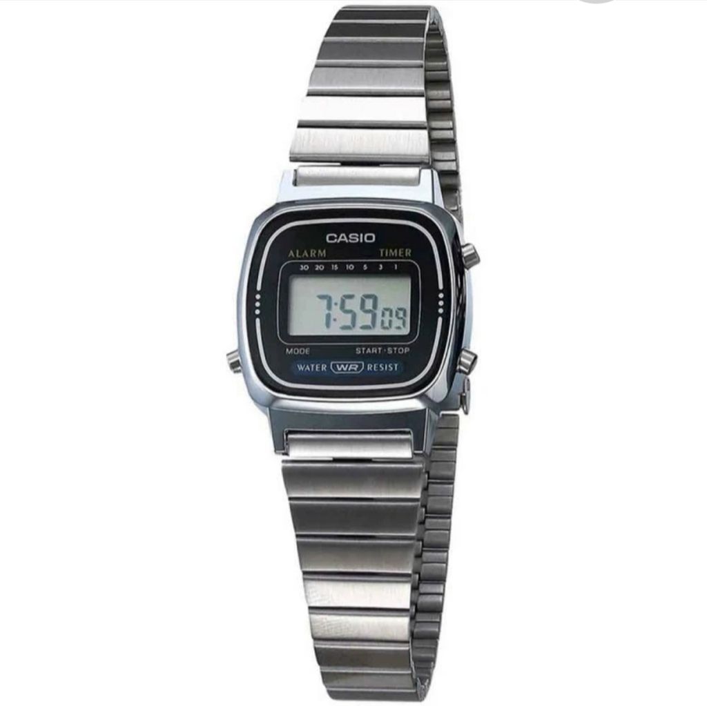 Reloj Casio LA670WA plateado por 23,95 €
